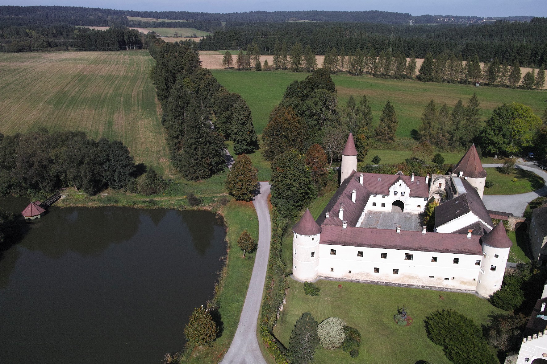 Luftbild Schloss Sept2014